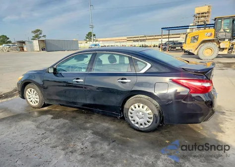 2016 Nissan Altima 2.5 из США, поврежденный, VIN 1N4AL3AP8GN335373